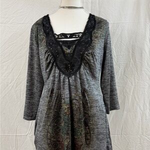 Live and Let Live Black and Gray Textured Top